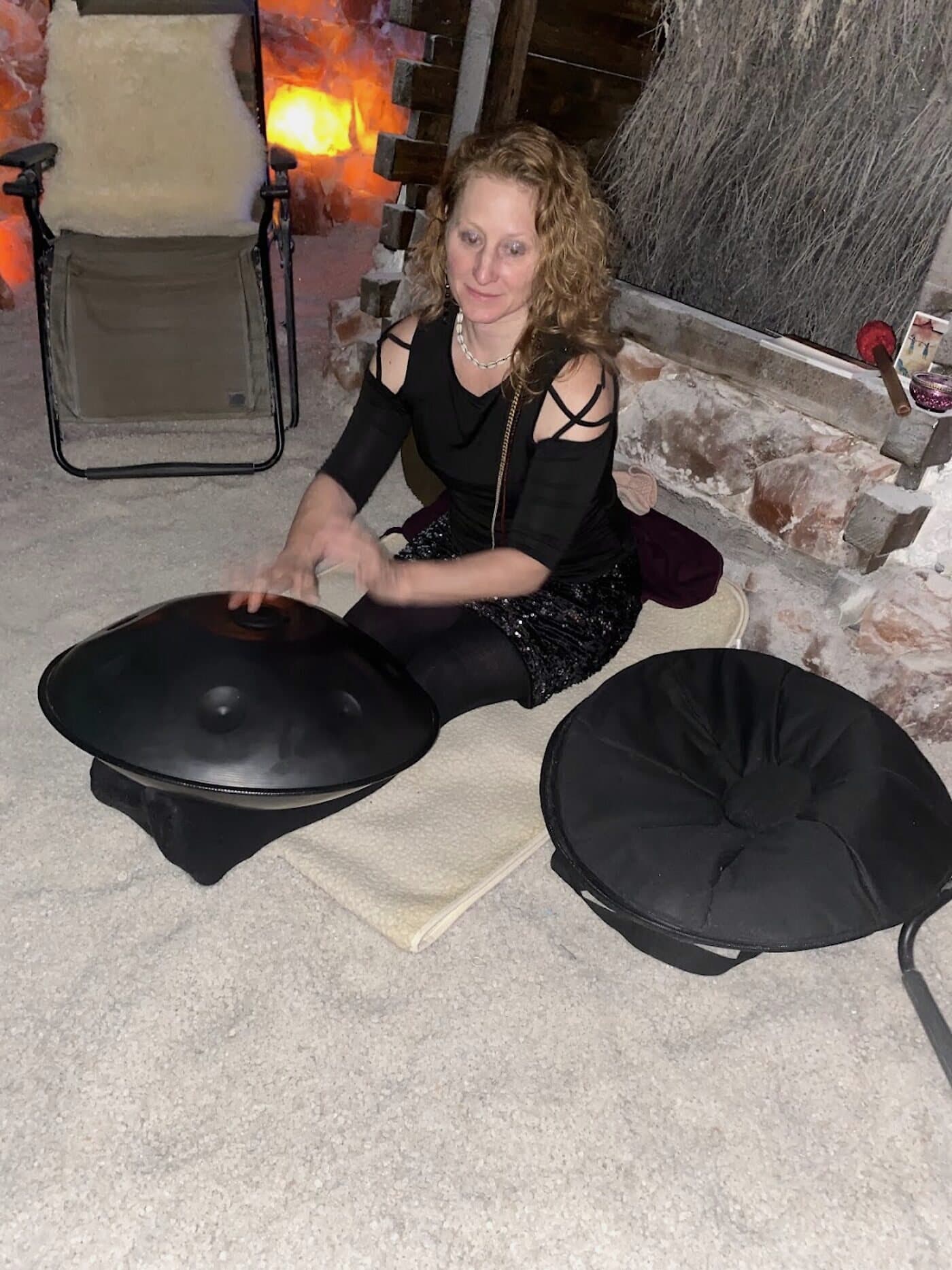 Handpan-Klang in der Rheidter Salzgrotte